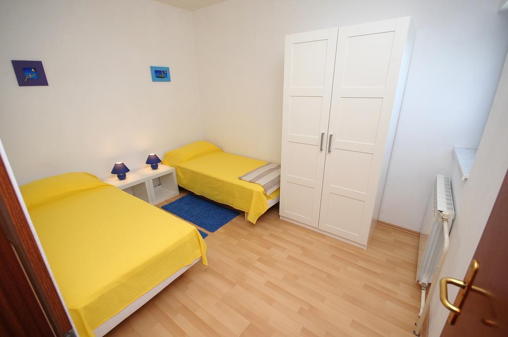 Apartament Vv Pula Rum bild